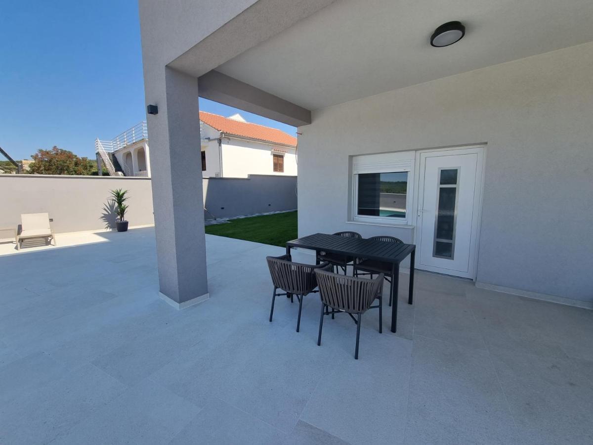 Villa Madison Posedarje Luaran gambar