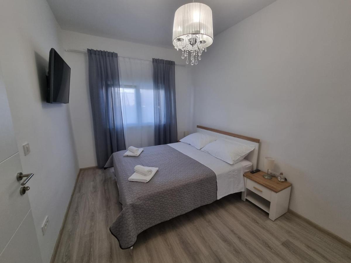 Villa Madison Posedarje Luaran gambar