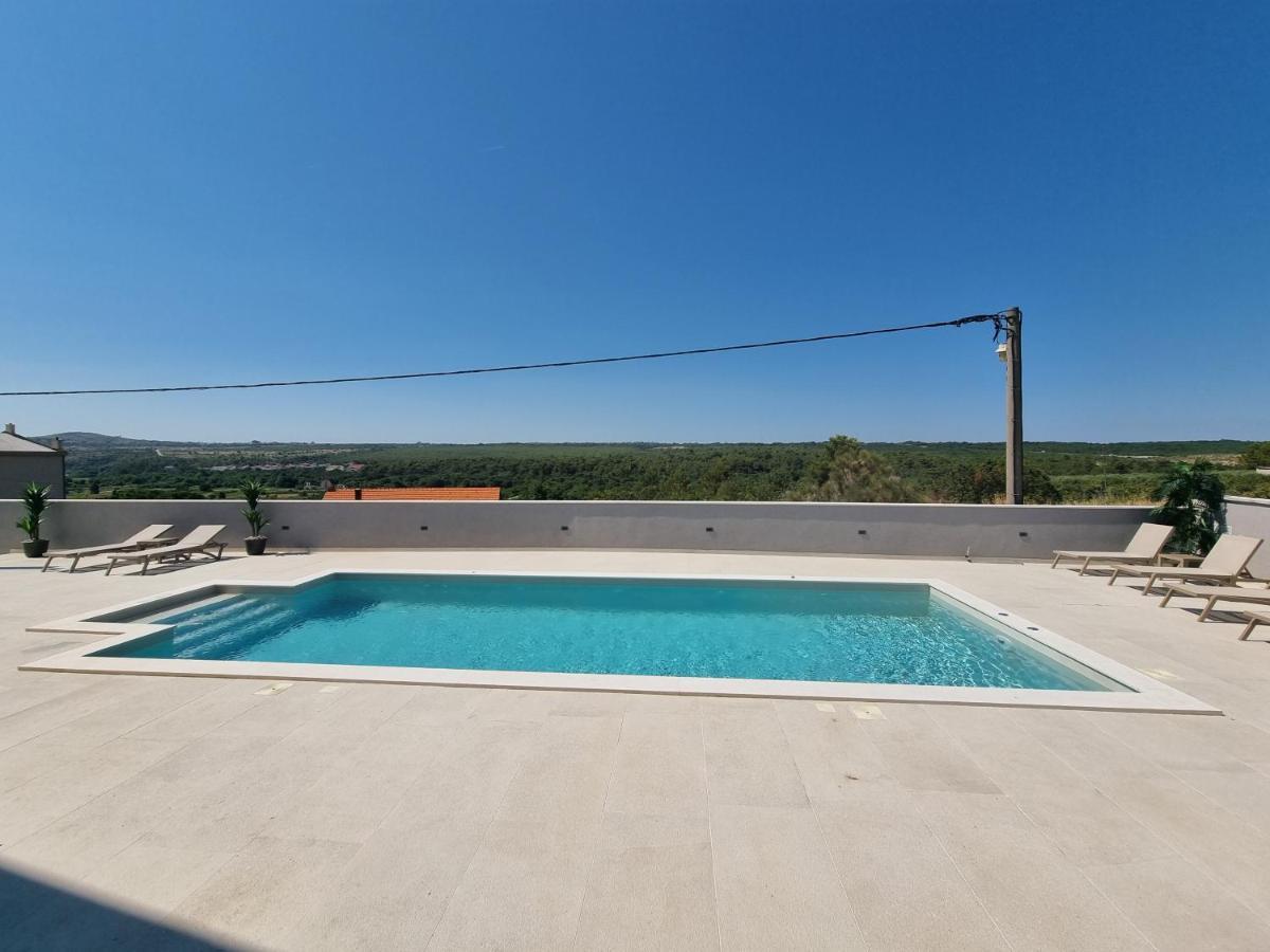 Villa Madison Posedarje Luaran gambar