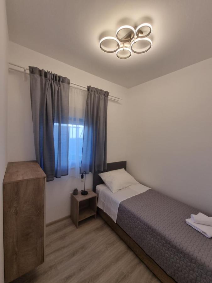 Villa Madison Posedarje Luaran gambar